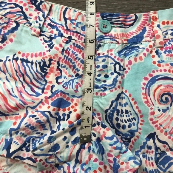 Lilly Pulitzer The Walsh Shorts Shell Me About It Size 2 - Picture 10 of 11